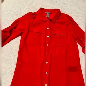 H&M / red button down shirt / size 4